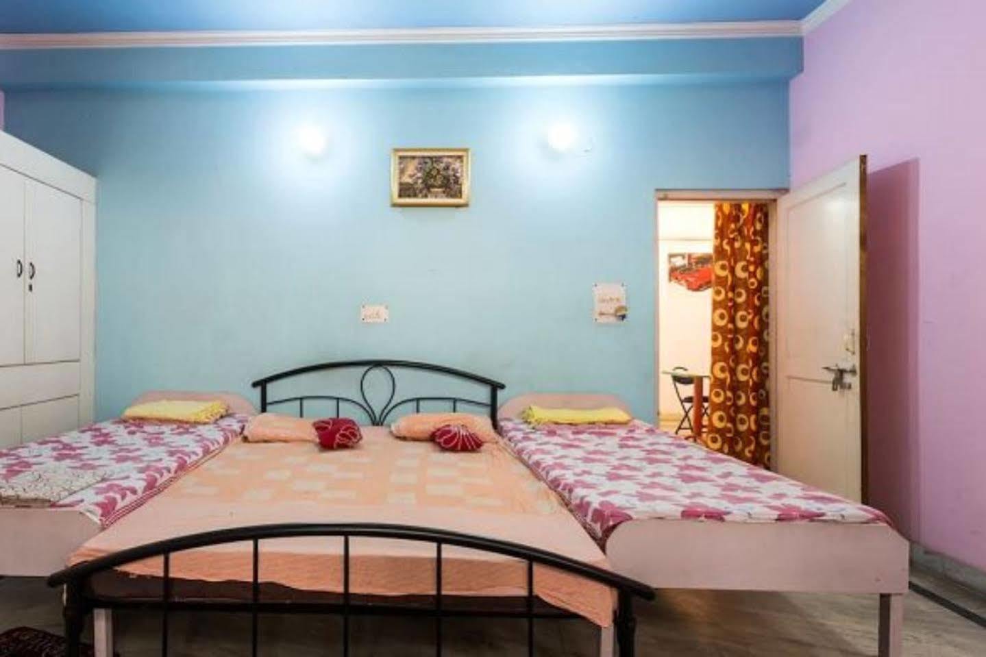 Balaji Guest House - Home Stay Greater Noida Exterior photo